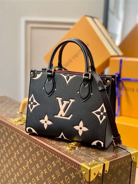 black and gold louis vuitton purse